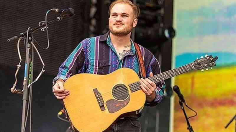 zach bryan height