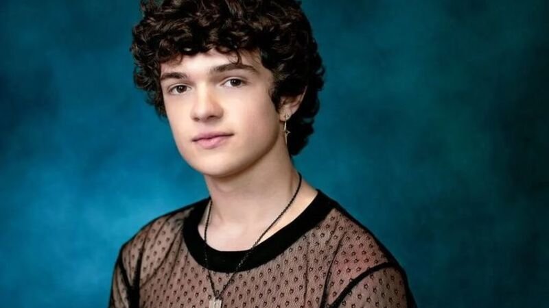 noah jupe relationships